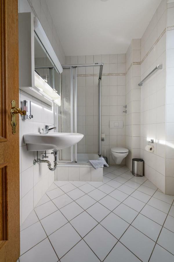 Kabine 30 Innenstadt, Eg, Wlan Inkl. Haustiere Willkommen Ruedesheim am Rhein Exterior photo